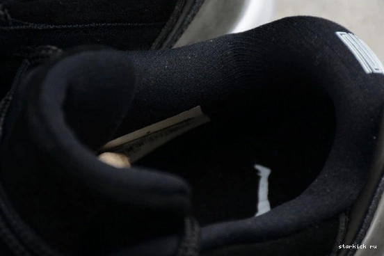 528895-010 Barons Low Jordan Retro 11  528895-010 0828